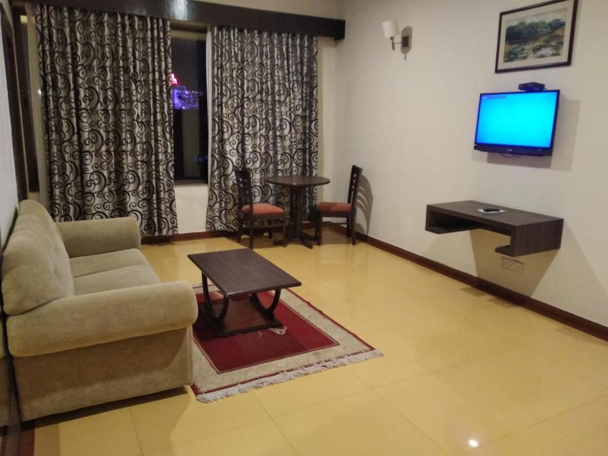 Shilpi Hill Resort サパットアーラ エクステリア 写真